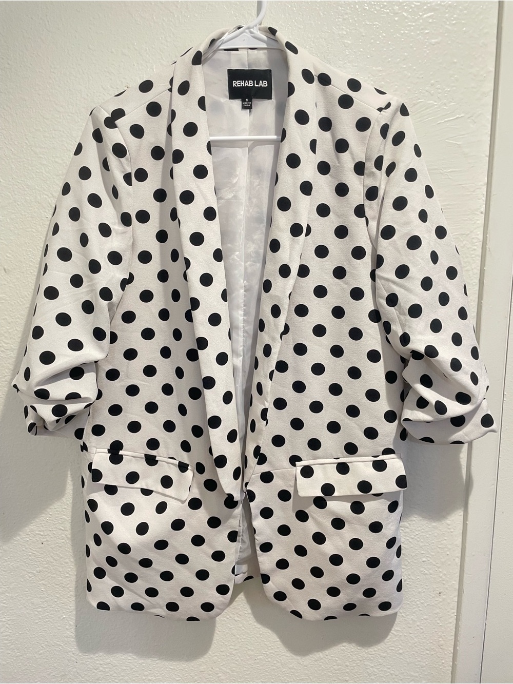 Rehab Lab Statement Polka Dot 3/4 Ruched Sleeve Blazer • Women’s Small